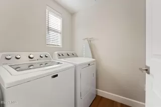 Photo #5: 6683080 Listing