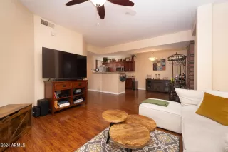 Photo #3: 6683140 Listing 