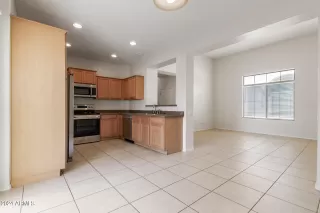 Photo #6: 6683210 Listing 