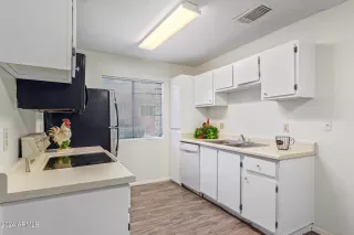 Photo #1: 6683351 Listing