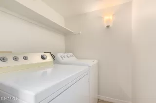 Photo #6: 6683355 Listing 