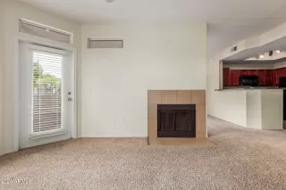 Photo #5: 6683382 Listing