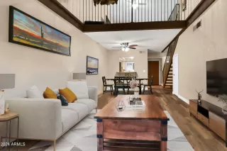 Photo #1: 6683536 Listing 