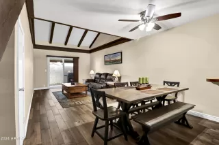 Photo #2: 6683536 Listing 