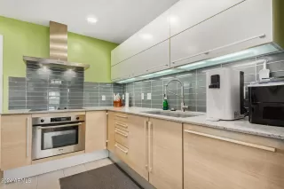 Photo #6: 6683589 Listing 