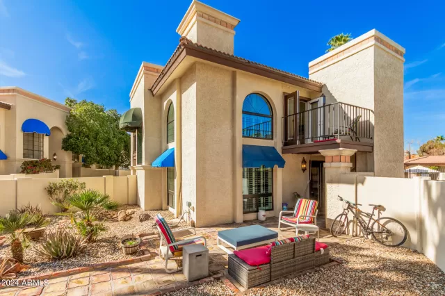 MLS: 6683664 Condo For Sale