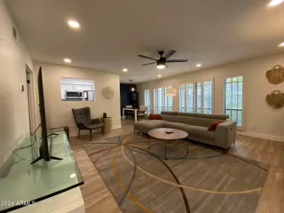 Photo #1: 6683667 Listing 