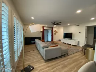 Photo #2: 6683667 Listing 