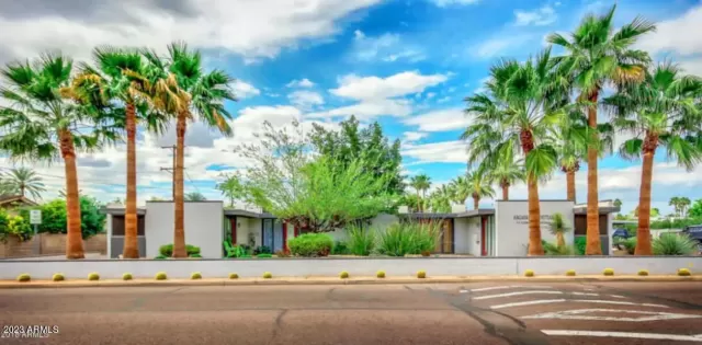 MLS: 6683713 Condo For Sale