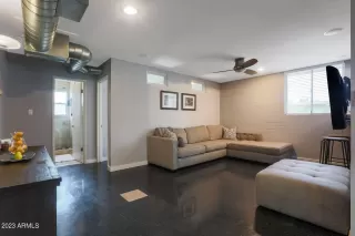 Photo #6: 6683713 Listing