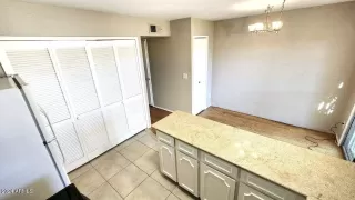 Photo #6: 6683927 Listing