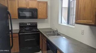 Photo #6: 6683962 Listing 