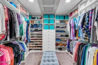 Photo #4: 6684064 Listing