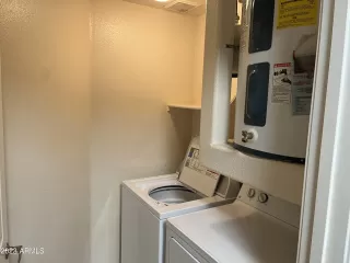 Photo #3: 6684219 Listing 