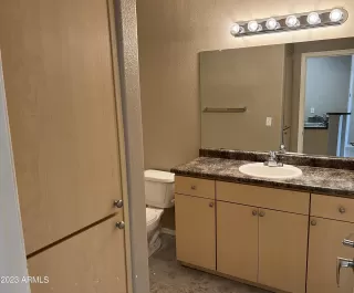 Photo #5: 6684222 Listing