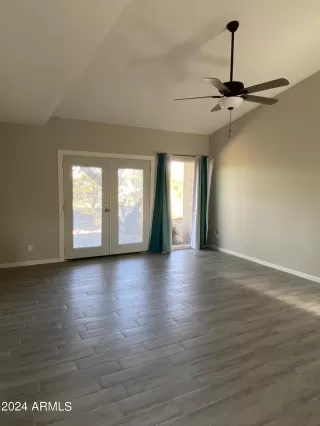 Photo #5: 6684464 Listing 