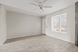 Photo #5: 6684475 Listing