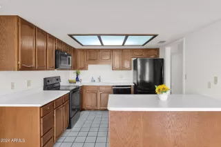 Photo #2: 6684476 Listing