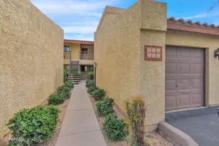 Photo #4: 6684476 Listing