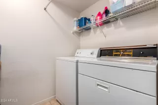 Photo #4: 6684478 Listing