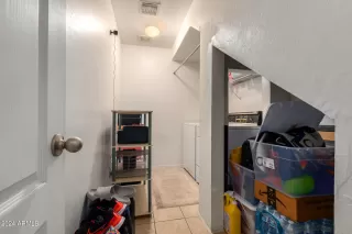 Photo #5: 6684478 Listing