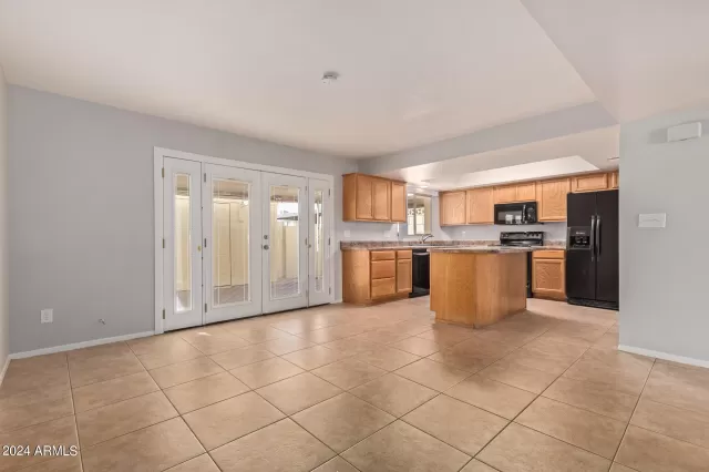 MLS: 6684527 Condo For Sale