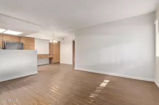 Photo #1: 6684694 Listing