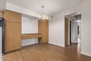 Photo #3: 6684694 Listing