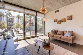 Photo #5: 6684798 Listing 