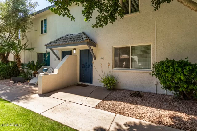 MLS: 6684816 Condo For Sale