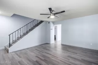 Photo #4: 6684816 Listing 