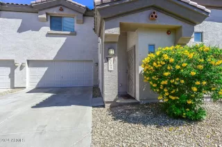 Photo #4: 6685183 Listing