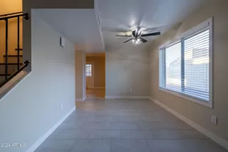 Photo #4: 6685308 Listing