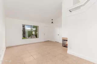 Photo #2: 6685546 Listing