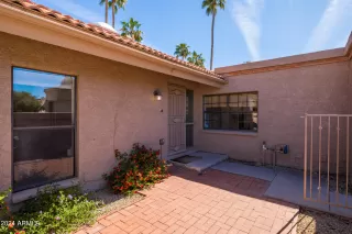 Photo #2: 6685708 Listing 