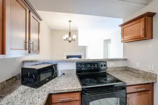 Photo #1: 6685801 Listing