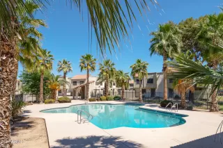 Photo #1: 6685904 Listing 