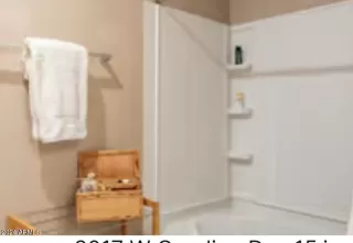 Photo #6: 6686006 Listing