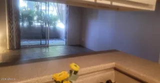 Photo #5: 6686172 Listing