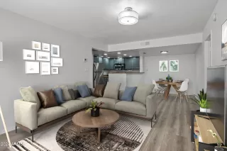 Photo #6: 6686296 Listing