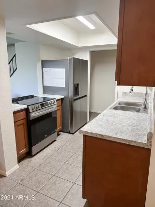 Photo #3: 6686341 Listing 