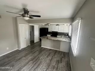 Photo #2: 6686565 Listing 