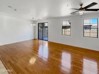 Photo #2: 6686596 Listing