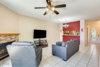 Photo #4: 6686637 Listing 