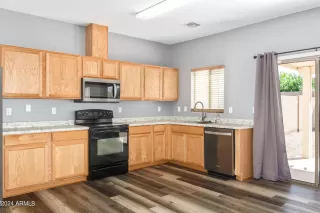 Photo #4: 6686691 Listing 