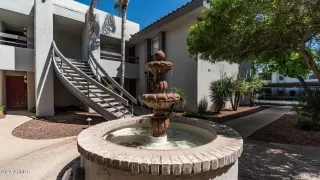 Photo #5: 6686829 Listing 