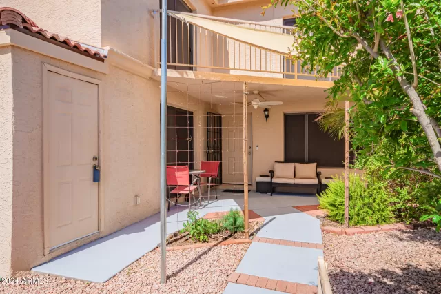 MLS: 6687090 Condo For Sale