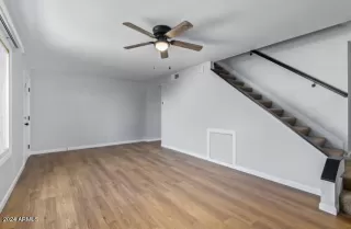 Photo #3: 6687182 Listing 