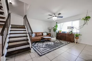 Photo #2: 6687195 Listing