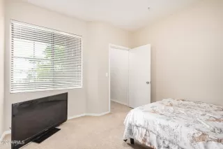 Photo #6: 6687204 Listing